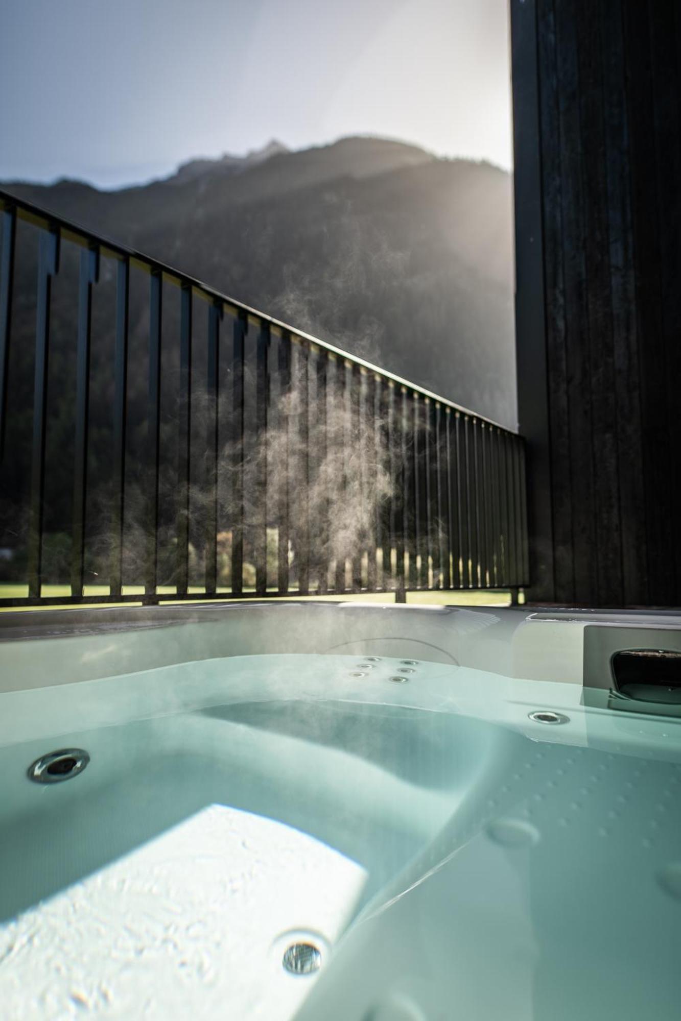 Sandgold Alpine Glamping Campo Tures Exterior photo