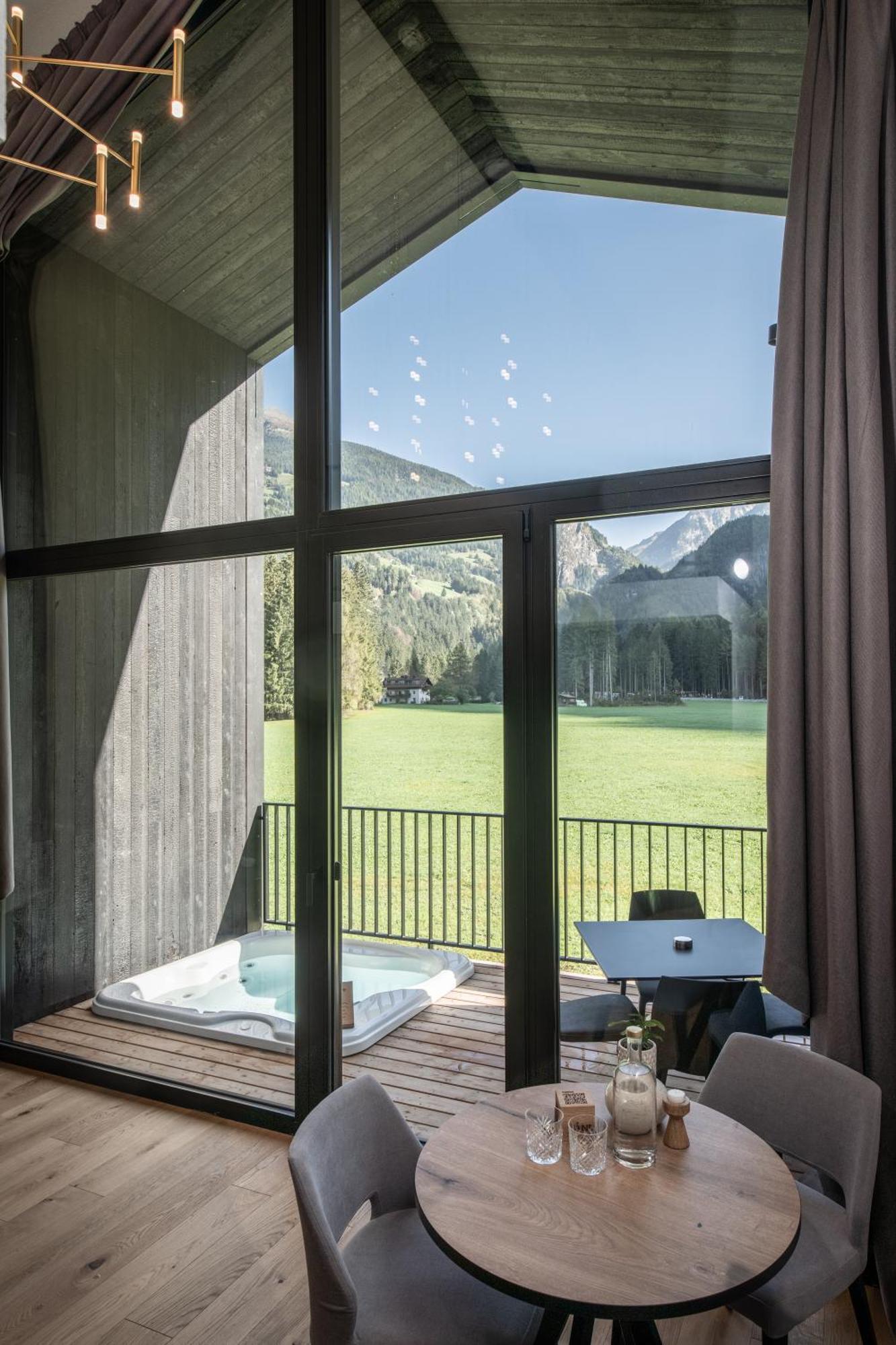 Sandgold Alpine Glamping Campo Tures Exterior photo