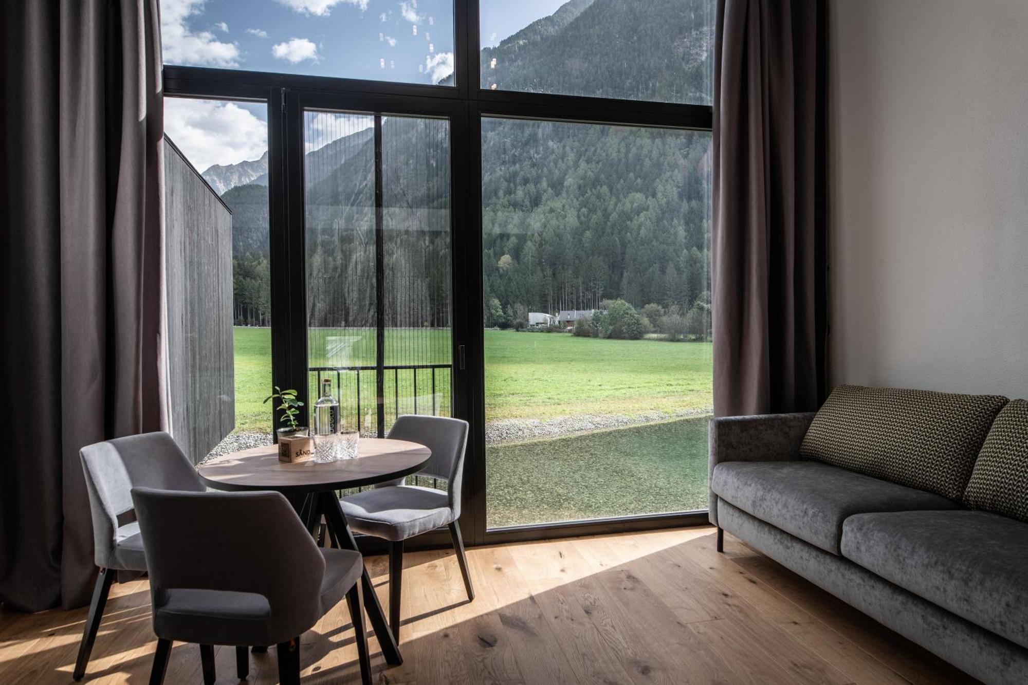 Sandgold Alpine Glamping Campo Tures Exterior photo